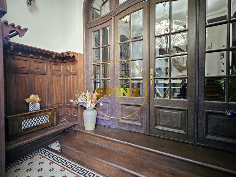 Cismigiu, inchiriere vila interbelica renovata, curte mare, parcare